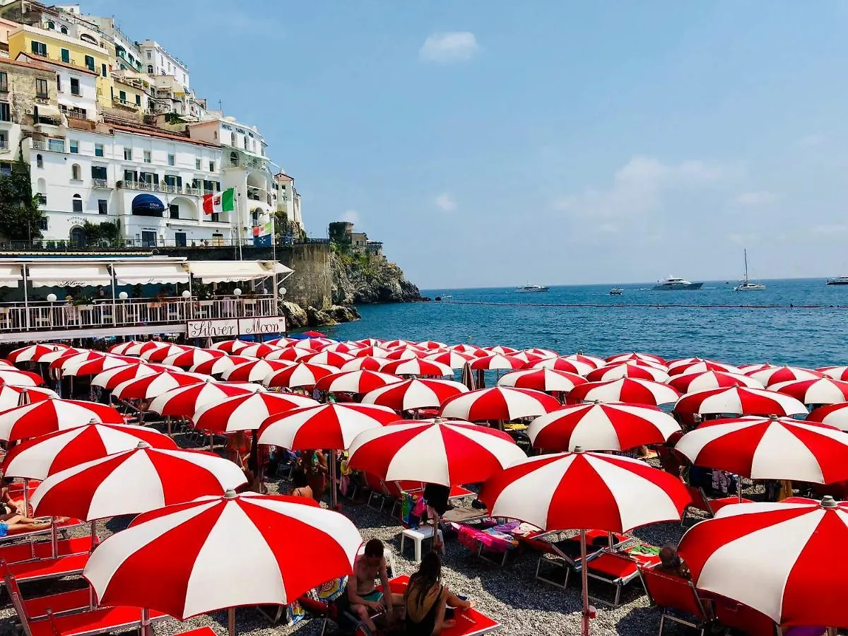 La Piazzetta Hotel Amalfi Italy