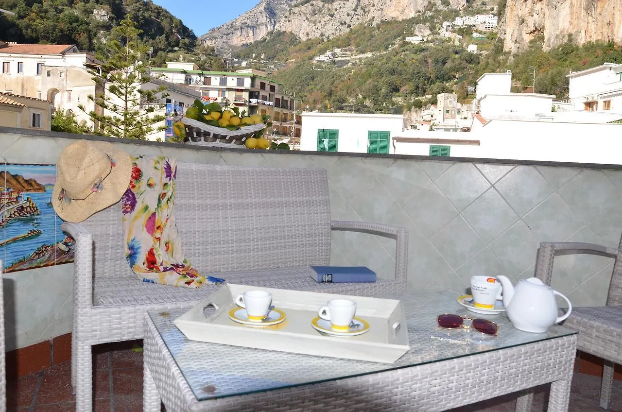 ** Guest house La Piazzetta Hotel Amalfi Italy