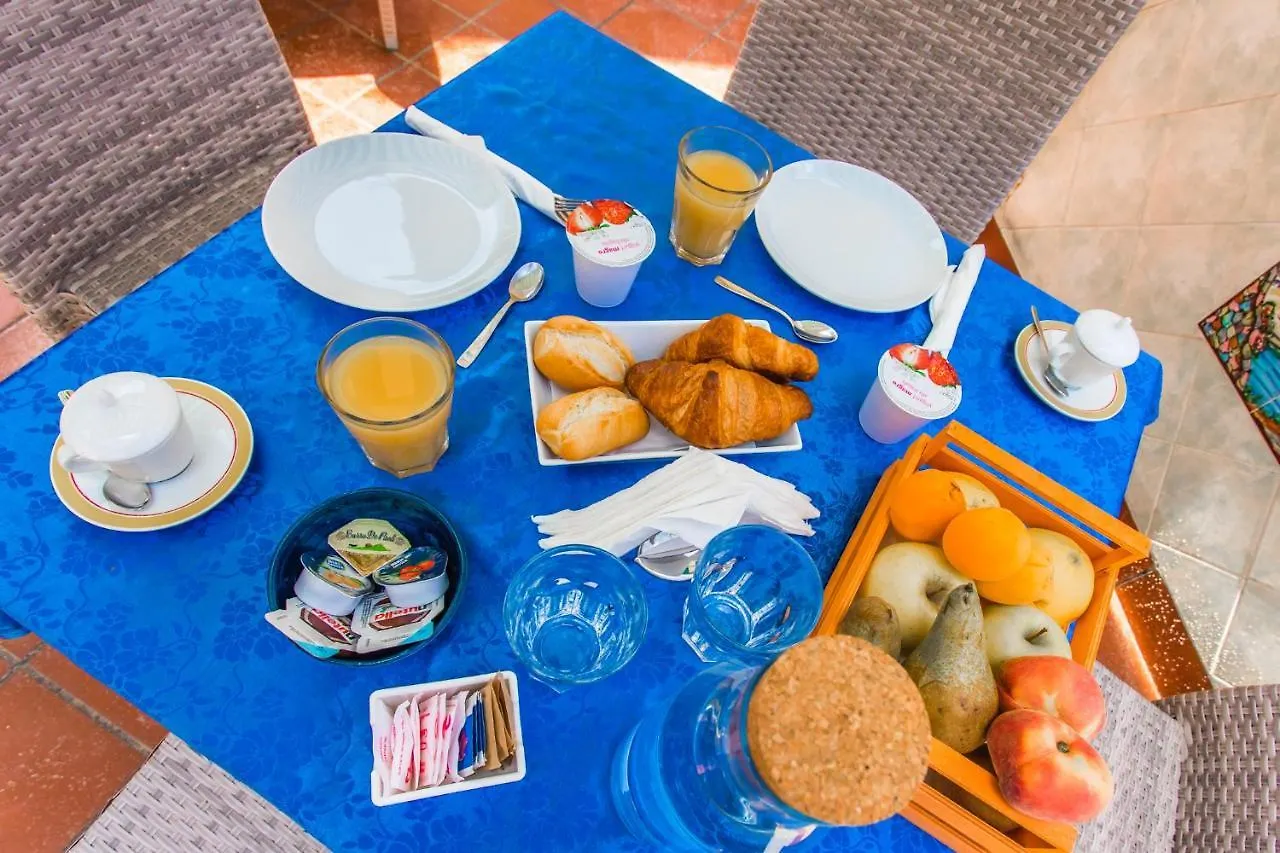 Hotel La Piazzetta Amalfi Pensión